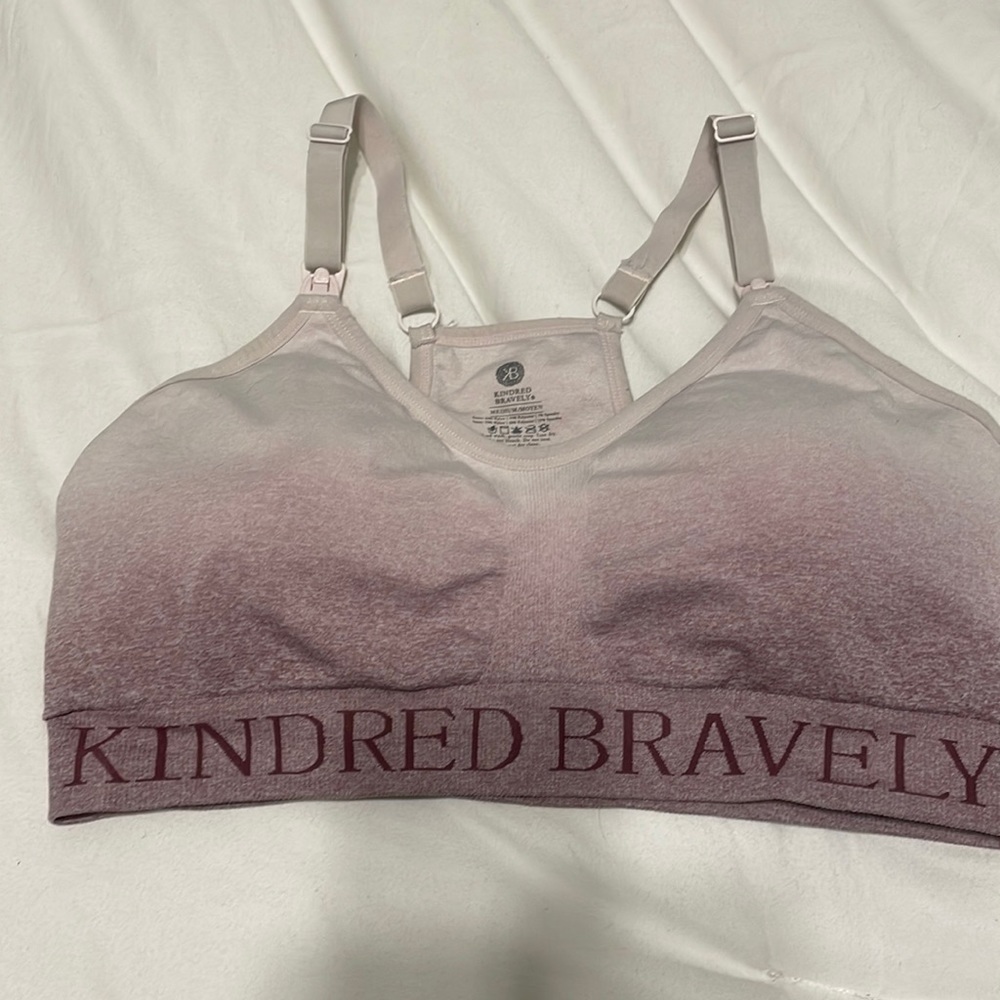 Kindred Bravely nursing/pumping sports bra